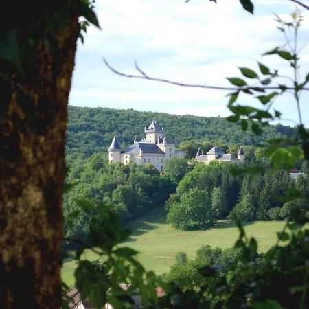 Siccieu-Saint-Julien-et-Carisieu Chambres D'Hotes Soleil Et Cacao المظهر الخارجي الصورة
