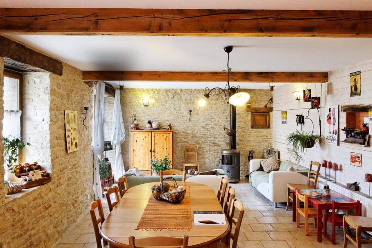 Siccieu-Saint-Julien-et-Carisieu Chambres D'Hotes Soleil Et Cacao المظهر الخارجي الصورة